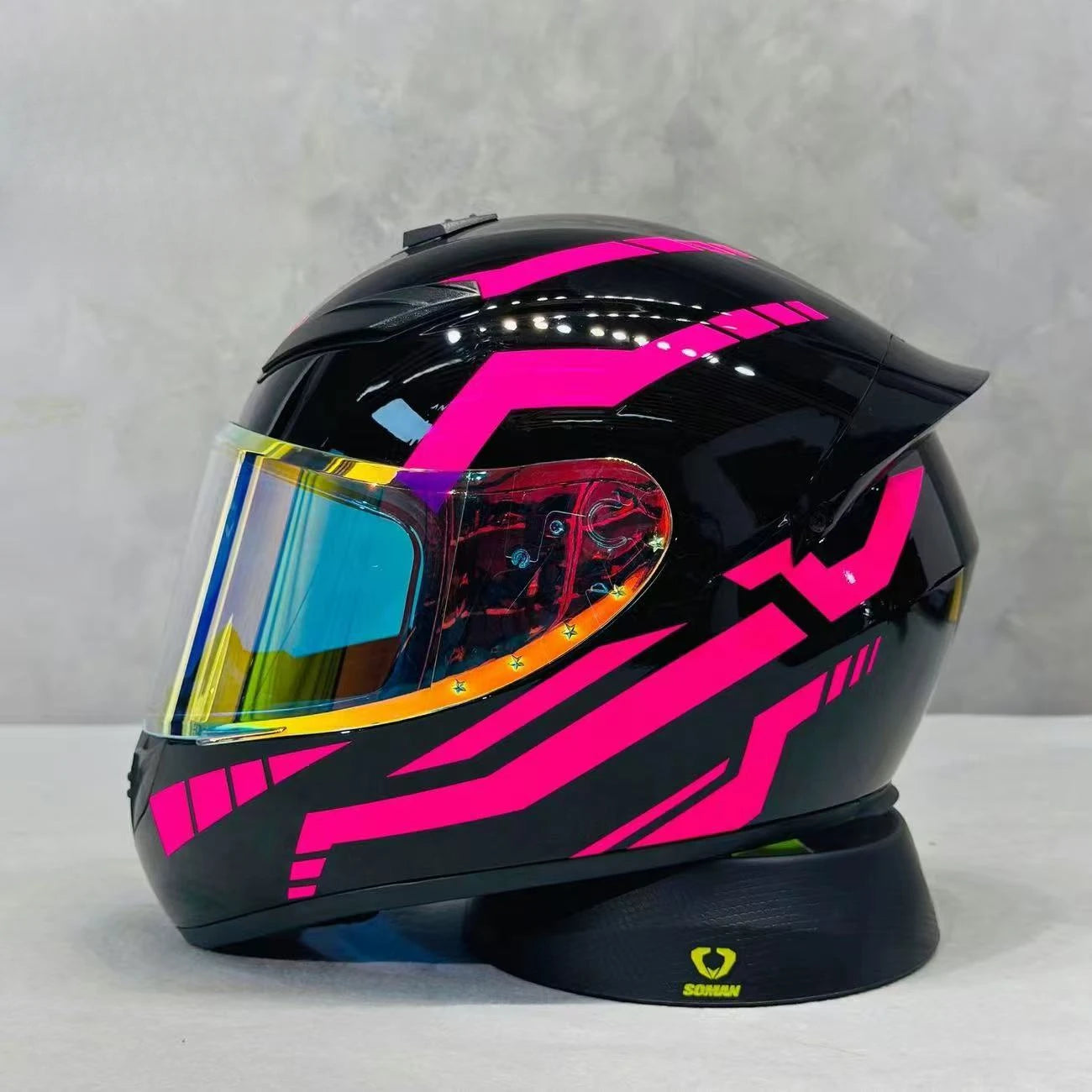 Grey Wolf Full Face Motorcycle Helmet DOT Certified with Vibrant